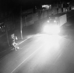 為公司采購(gòu)省錢，竟然半夜連偷33個(gè)垃圾桶